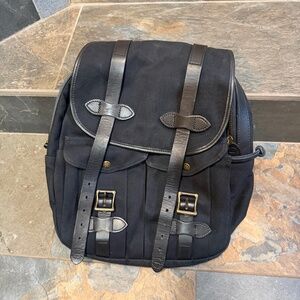 Filson Black Rugged Twill Rucksack